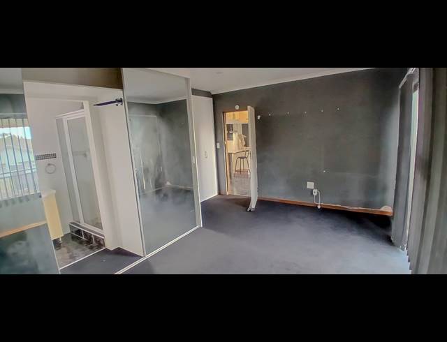 3 BEDROOM HOUSE FOR SALE IN BLUFF